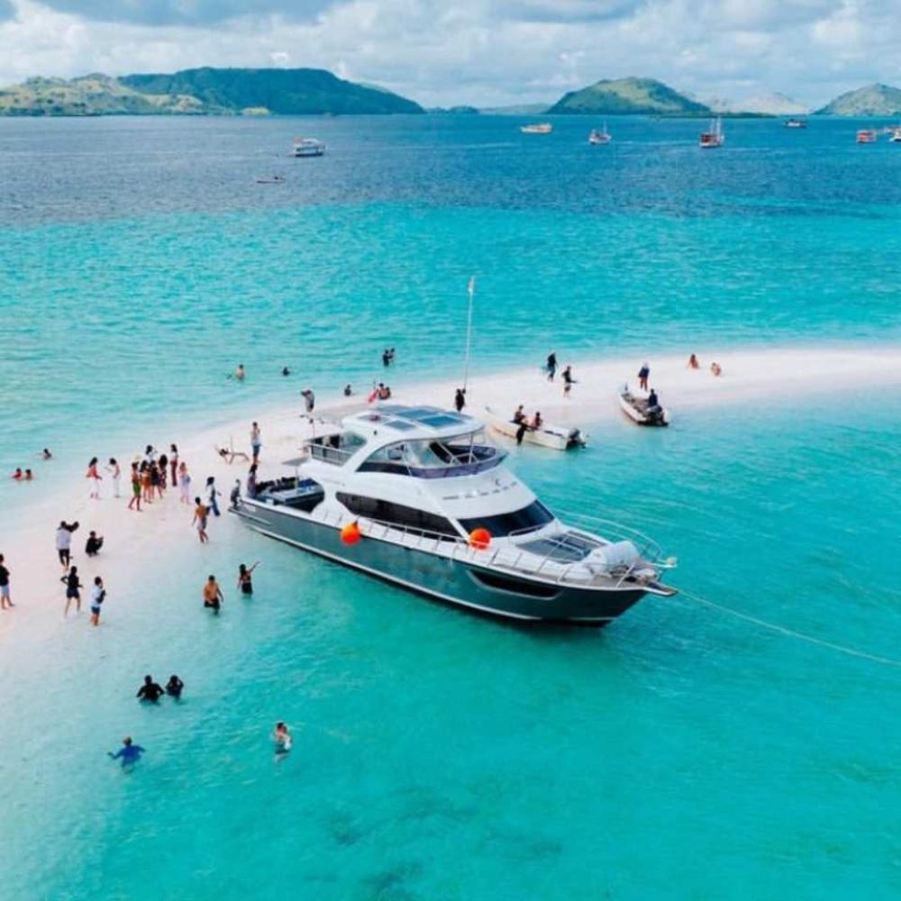 trip-speedboat-labuan-bajo